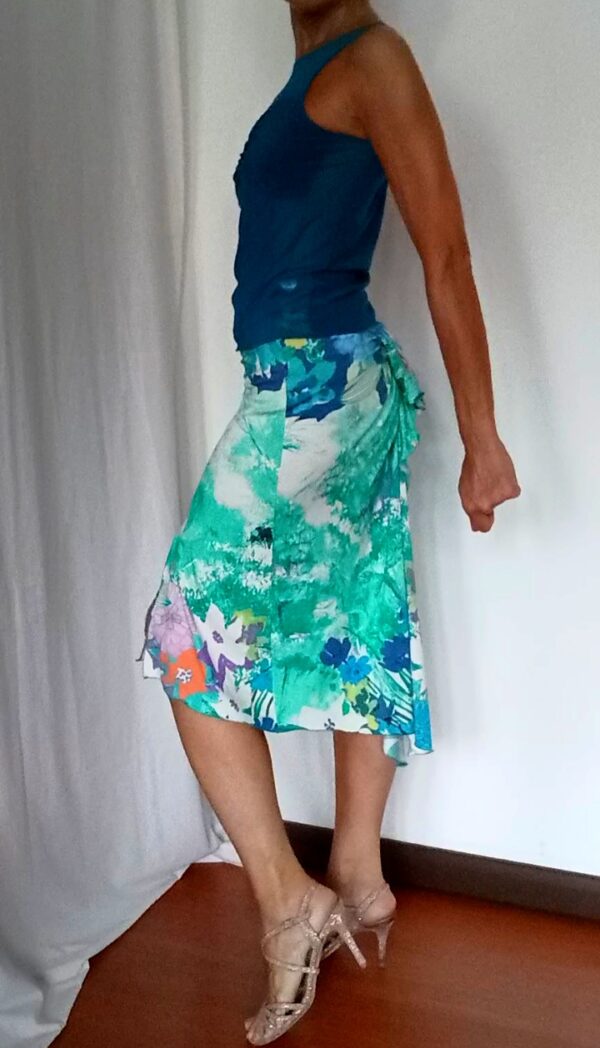 Skirt Anemone