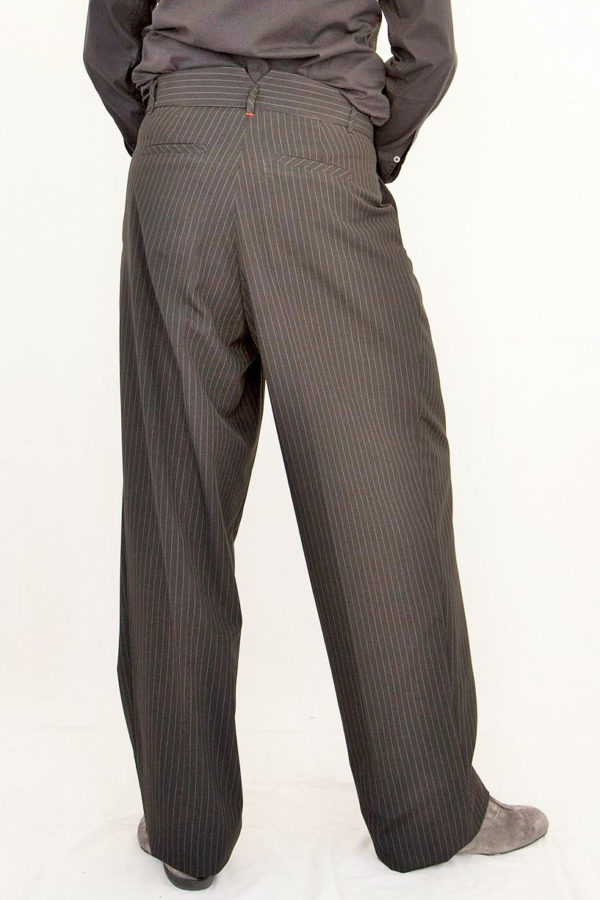Pantalone classico da uomo con pinces gessato