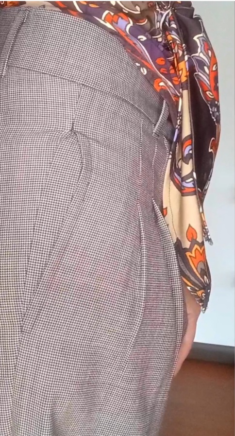 Pantalone classico da donna